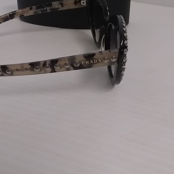 Prada woman sunglasses SPR 31QS cat eye - Picture 3 of 8